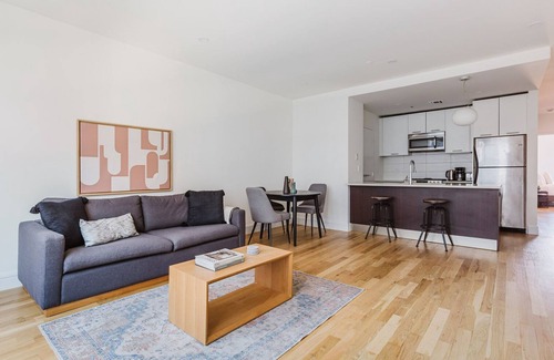 Williamsburg Apartment | Blueground | Williamsburg, gym & AC, nr park