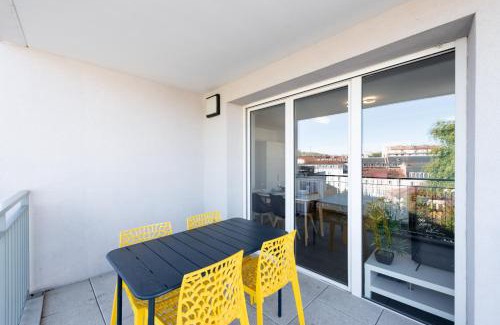 Vaise Apartment | Bluemary - Spacieux T3 Garage balcon