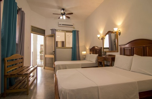 Cienfuegos House | BlueRoom & Hostal Sunrise