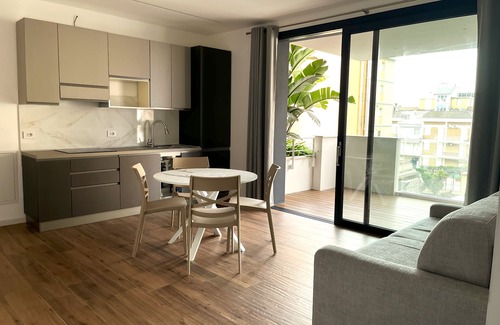 Porto d'Ascoli Apartment | BLUESuite Brand new three-bedroom apartment 30m from the beach with terrace overlooking the sea and garage