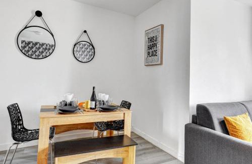 Bagnolet Apartment | Bluestay 134 - Charming apartment