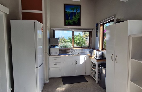 Tapu House | Bluey Bach, beach bush and tranquility