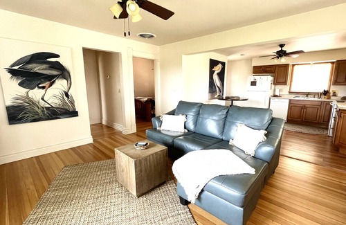 Fountain City House | Bluffside cottage with gorgeous views