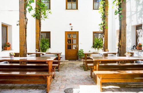 Villany House | Blum Pince - Borozó Vendégház