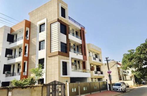 Vaishali Nagar Apartment | BluO 2BR Jaipur - Lift, Balcony, Parking, Terrace