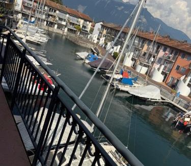 Bouveret Apartment | BnB la Vague