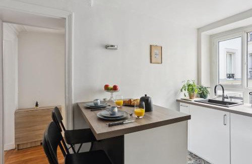 Saint-Merri Apartment | BnBNova - 2BR - Le Marais & Les Halles