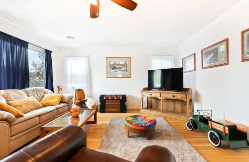 Central - Terry House | Bo360 Multi-Family Group Sanctuary with Hot tub