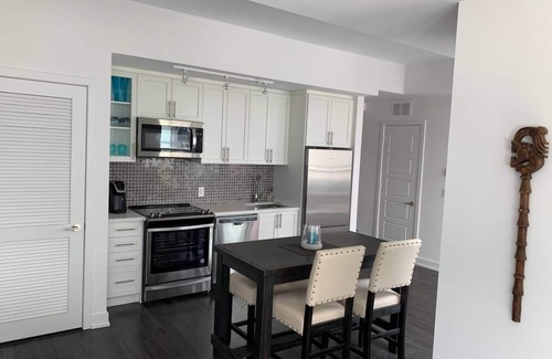 Innisfil House | Boardwalk Paradise at Friday Harbour Resort