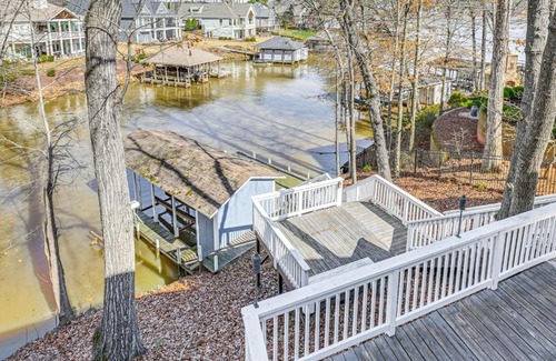 Norwood House | Boat Dock and Slip Waterfront Home on Lake Tillery!
