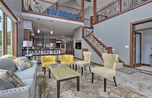 Kaiser House | Boat Dock & Kayaks: Luxury Lake of the Ozarks Home