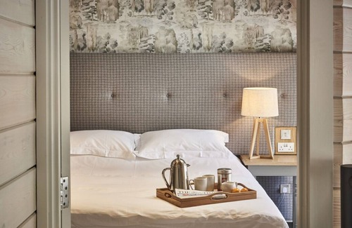 Walwick Apartment | Boden Tower - Four Bedroom Apartment, Sleeps 8