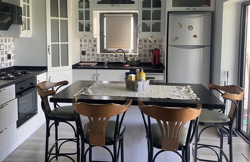 Bodrum City Center House | Bodrum merkezde Plaja eglence yerlerine muzelere market Tekne gezilerine yakin