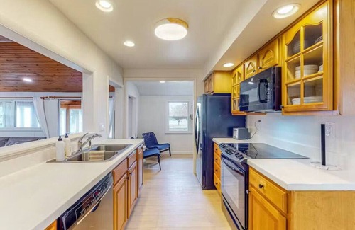 Golts House | Bohemia River Retreat, a Cecil Co. gem!