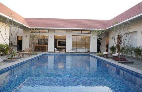 Jaipur Villa | BOHO VILLA JAIPURn4bedroom super luxury pool villa with bohemian charm