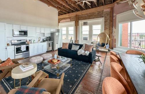 Honey Grove Apartment | Bois D Arc Hall