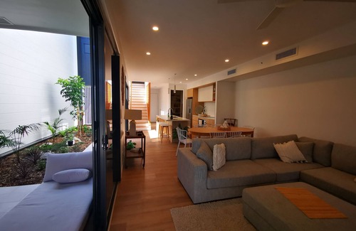 Birtinya House | Bokarina Beach House - Brand new home!