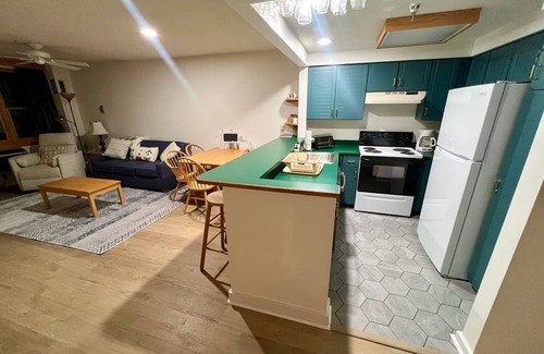 Bolton Valley Condo | Bolton main lodge family condo ski in/ski out!