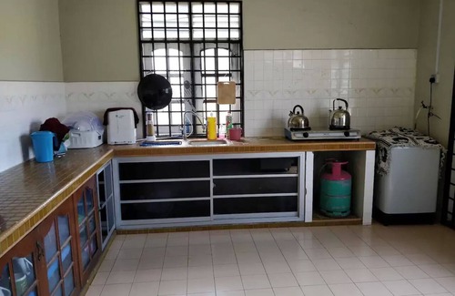Kuala Terengganu House | Bonda Homestay Entire House