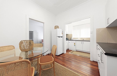 North Bondi House | Bondi Beach is at your easy reach.