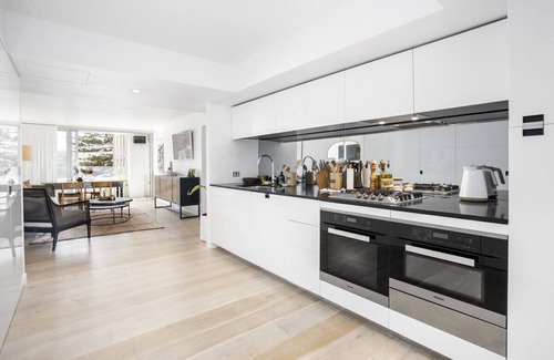 North Bondi Apartment | Bondi Boheme - Across the road from Bondi Beach