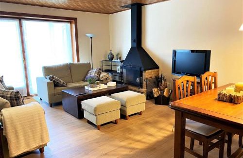 Enveitg Apartment | Bonita planta baja con vistas panorámicas y piscina