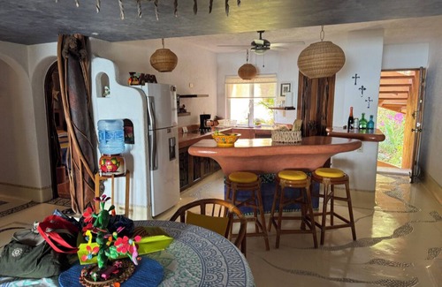 Ixtapa - Zihuatanejo Condo | Book now for the summer! Barefoot elegance. Views. Terrace. Casa Que Ve al Mar.