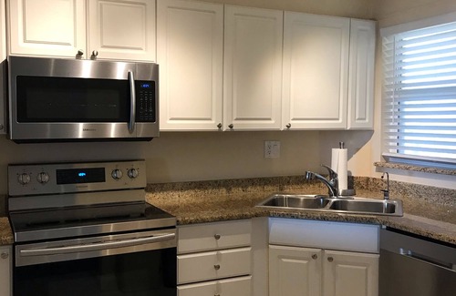 Central Naples Condo | BOOK NOW March/April 2026! Great Location, Top Floor, Free Golf, Close to Beach