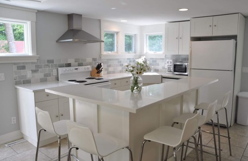 Spring Lake Cottage | Booking for Summer 25. Call 616-822-4979 for details.