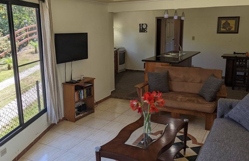Boquete House | Boquete Panama CV3 Walk to town, views, river, gardens and bird watching