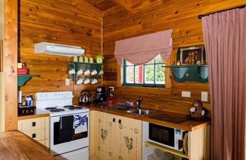Greytown House | Borders Retreat, Cosy Character Cottage Greytown