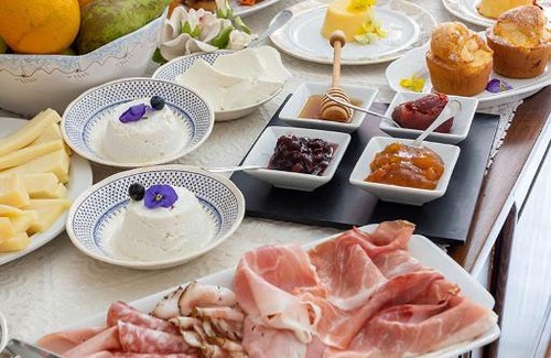 Cuglieri Hotel | Borgo Prima Luce