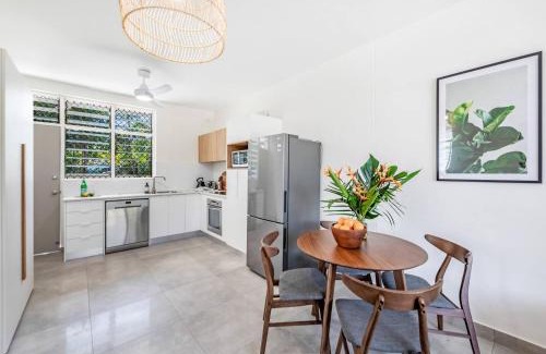 Rapid Creek Apartment | 'Botanica Bonita' A Stylish Nightcliff Hideaway