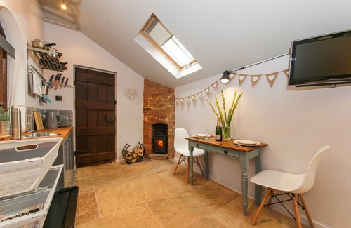 Martley Apartment | Bothy In Victorian Walled Garden