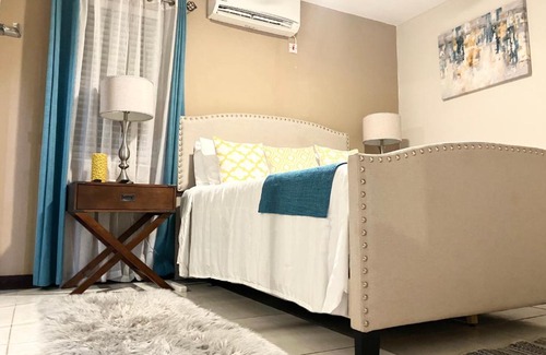 Portmore Villa | Bougainvillea Beach House-Ocean Views