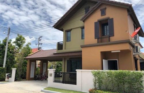 Nong Chaeng Villa | Boulevard Tuscany Cha Am Hua Hin by Bird of Paradise