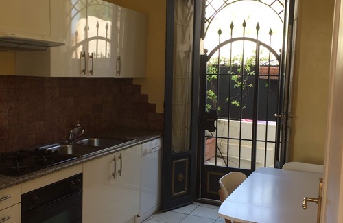 Cannes City Centre House | Bourgeois 80m2 Sea view terrace - Congress and beach