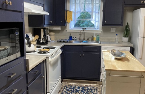 Scobey House | Bourgeois Residence in a Country Setting