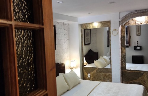 Centro Havana Bed & Breakfast | Boutique Casa 1932
