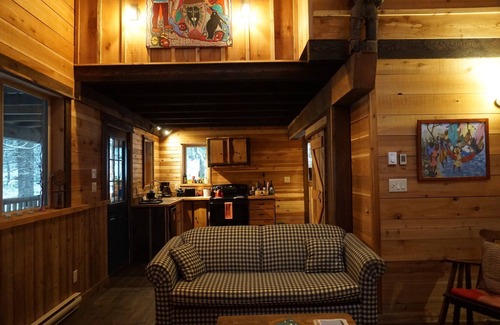 Ymir Cabin | Boutique Mountain Lodge, 4 cabins, 20 km South of Nelson