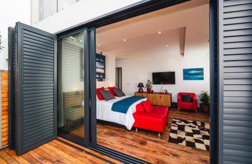 Westcliff House | Boutique Ocean Views - incorporating Wendy's