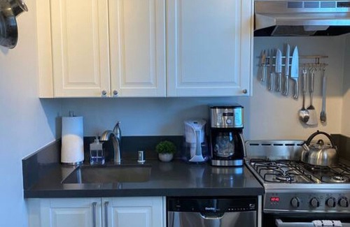 South Park Apartment | Boutique South Park Craftsman Studio
