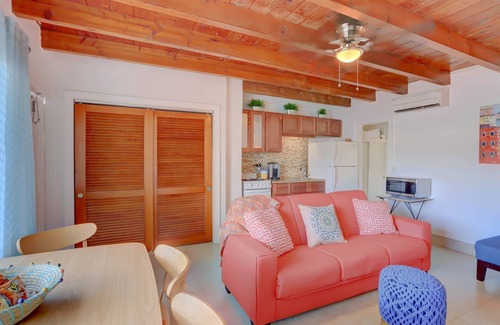 Ocean Ridge Apartment | Boutique style apartment pool 600 ft to the beach