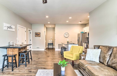 Bowling Green Apartment | Bowling Green Apartment in the Heart of Town!