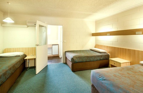 Burwood Hotel | Box Hill Motel