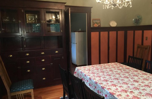 McMinnville House | Boyer Farm House located in the heart of wine country.