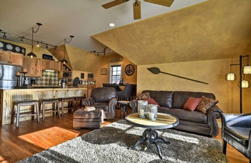 Bozeman House | Bozeman secluded LUXURY home with AMAZING Bridger Mtn. Views