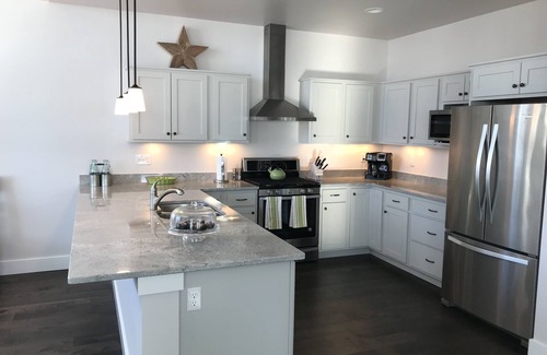 Bozeman House | Bozeman Southside Retreat- 30+ Night Rental Home on Bozeman's South Side