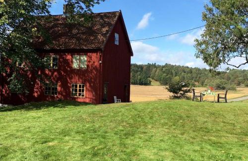 Munkedal Apartment | Brålands Farm - fish & family friendly in nature reserve - Apartment nr 1 Öringen
