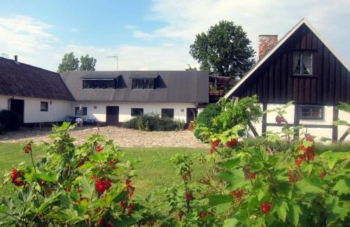 Brosarp Bed & Breakfast | Brösarp Källagården Vindsvåning 2 rum och kök